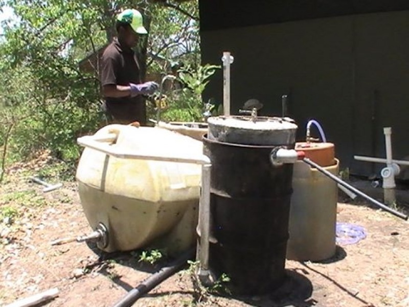 Biogas Experiments in Botswana